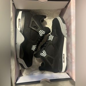 Jordan 4 black canvas
